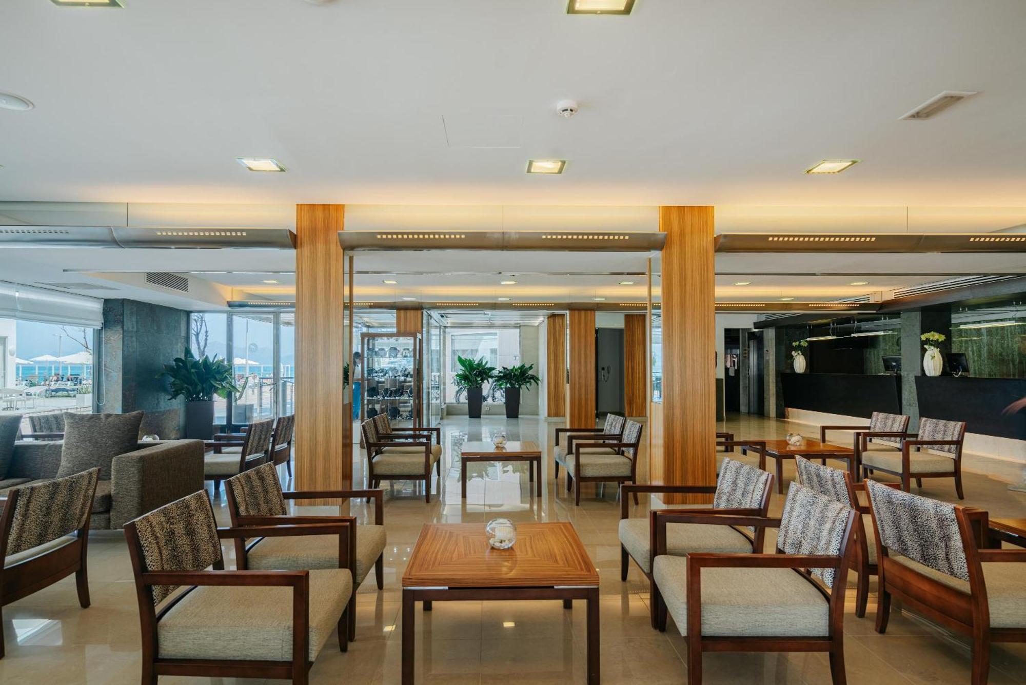 Thb Gran Bahia Hotel 4*
